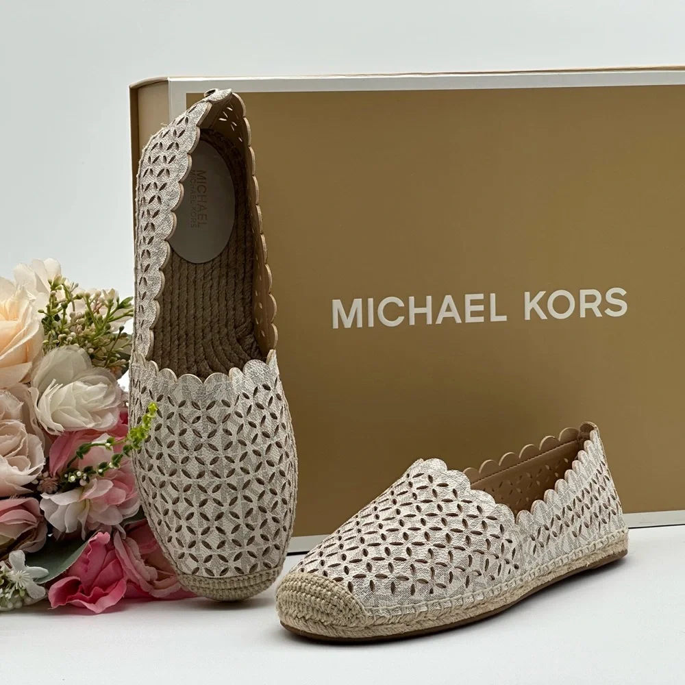 Michael Kors Slip On Vanilla Espadrilles Size 9